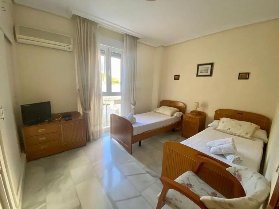 Rentalsevilla Luis De Morales Екстериор снимка