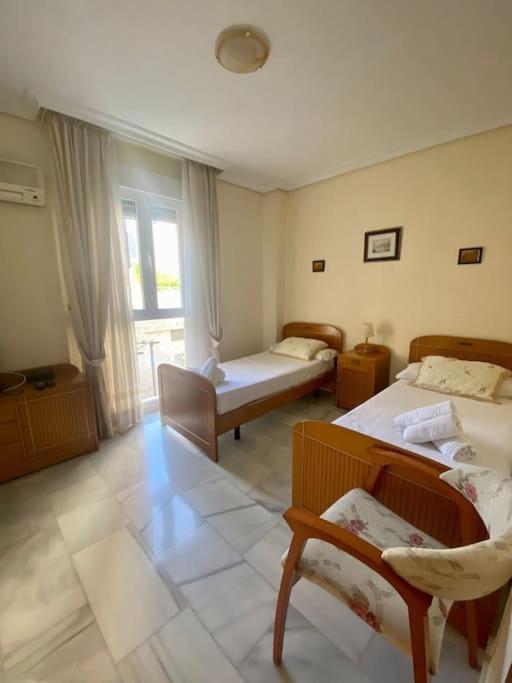 Rentalsevilla Luis De Morales Екстериор снимка